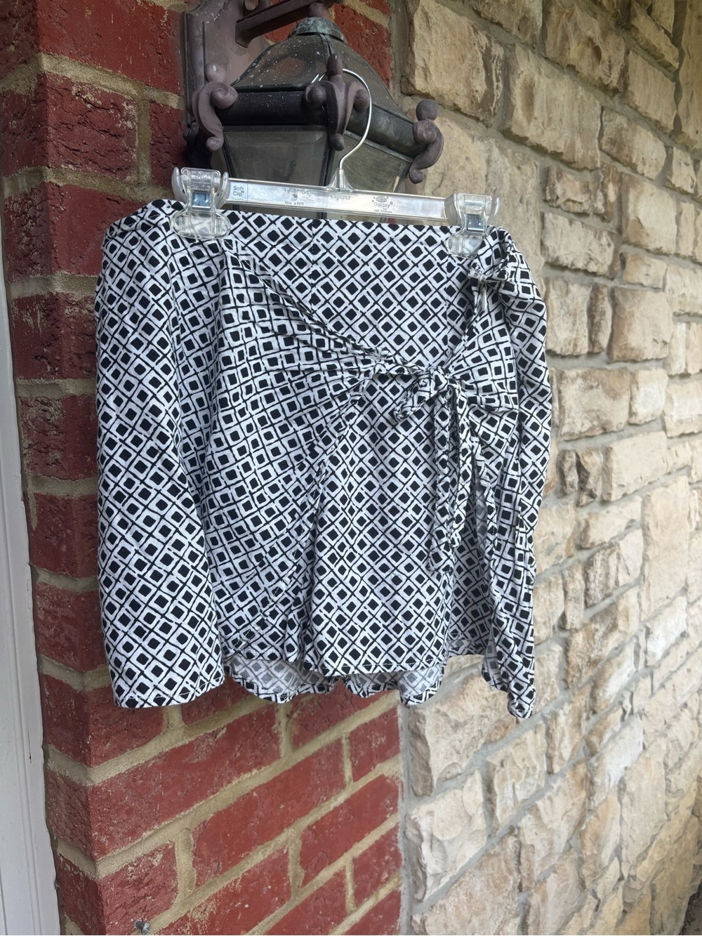 Urban Outfitters Black & White Geometric Tie-Waist Skort